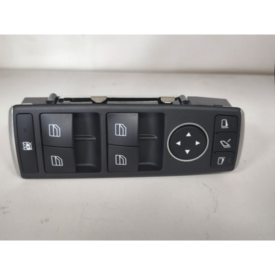 Cam Açma Anahtarı Dügmesi Ön Sol Katlanır X156 2014- X117 2015-2019 W176 2012-2018 W246 2013-2018 C117 2013-2019 W166 2011-2015 A1669054400 Cam Açma Anahtarı Dügmesi Ön Sol Katlanır X156 2014- X117 2015-2019 W176 2012-2018 W246 2013-2018 C117 2013-2019 W166 2011-2015 A1669054400 yedek parça