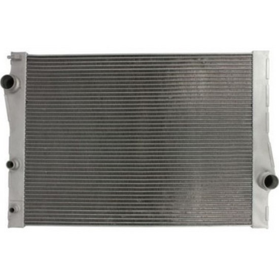 Bmw BSG Su Radyatoru 17117533472 X5 E70 X5 Bmw BSG Su Radyatoru 17117533472 X5 E70 X5 yedek parça