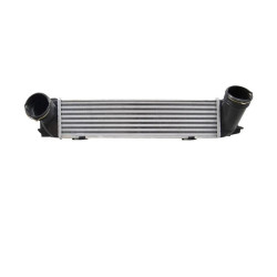 Bmw BSG Turbo Radyatoru 17517800682 E90 E90 LCI Bmw BSG Turbo Radyatoru 17517800682 E90 E90 LCI