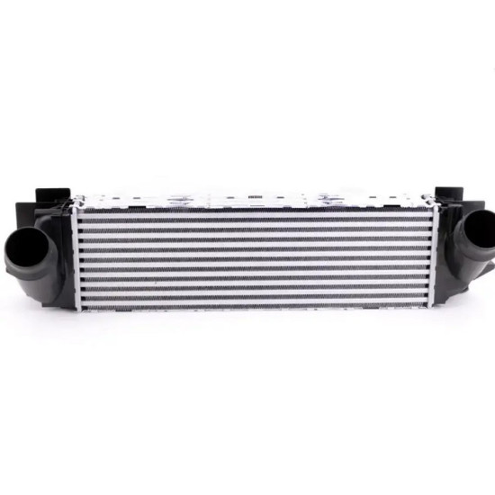 Bmw BSG Turbo Radyatoru 17517823570 X3 F25 X4 yedek parça