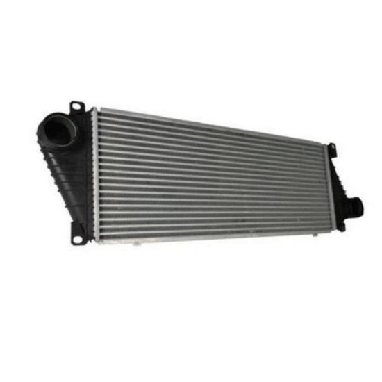 Mercedes BEHR Turbo Radyatoru A9015010701 W901 902 903 Mercedes BEHR Turbo Radyatoru A9015010701 W901 902 903 yedek parça