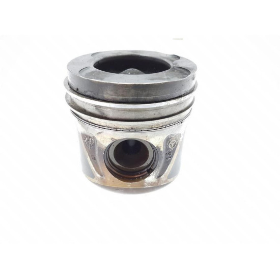 Mercedes FEDERAL Piston+Segman A6510301017 W204 212 639 Mercedes FEDERAL Piston+Segman A6510301017 W204 212 639 yedek parça