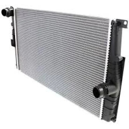 Bmw HELLA Su Radyatoru 17118678027 F20 F20 LCI yedek parça