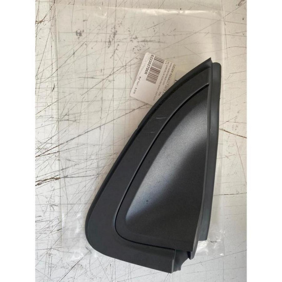 Clio 5 - V Ön Çamurluk Koruma Bandı Sağ 638746778R Clio 5 - V Ön Çamurluk Koruma Bandı Sağ 638746778R yedek parça