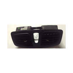Megane 3 - III Kalorifer Izgarası Orta 682606038R
