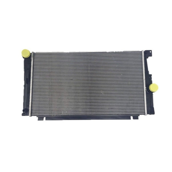 Bmw KALE Su Radyatoru 17118672012 F10 LCI F11 Bmw KALE Su Radyatoru 17118672012 F10 LCI F11 yedek parça