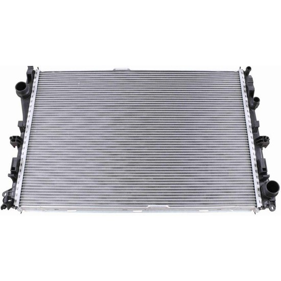 Mercedes KALE Su Radyatoru A0995003303 W213 222 X253 Mercedes KALE Su Radyatoru A0995003303 W213 222 X253 yedek parça