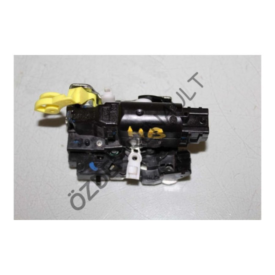 Duster 1 - I Arka Kapı Kilidi Sağ Yeni Tip 825029139R Duster 1 - I Arka Kapı Kilidi Sağ Yeni Tip 825029139R yedek parça