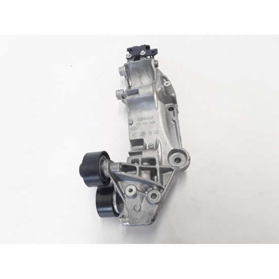 Mais Alternatör Suportu Master Faz 3 117103585R 117103703R Mais Alternatör Suportu Master Faz 3 117103585R 117103703R yedek parça