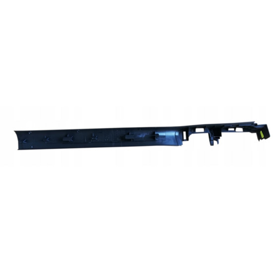 Mais Sağ Ön Alt Kaplama Bm/Lm-- 8200165387 Mais Sağ Ön Alt Kaplama Bm/Lm-- 8200165387 yedek parça
