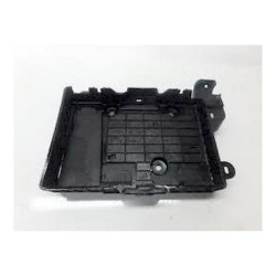 Megane 2 - II Akü Alt Bakaliti 8200166032 - 8200467409 Megane 2 - II Akü Alt Bakaliti 8200166032 - 8200467409