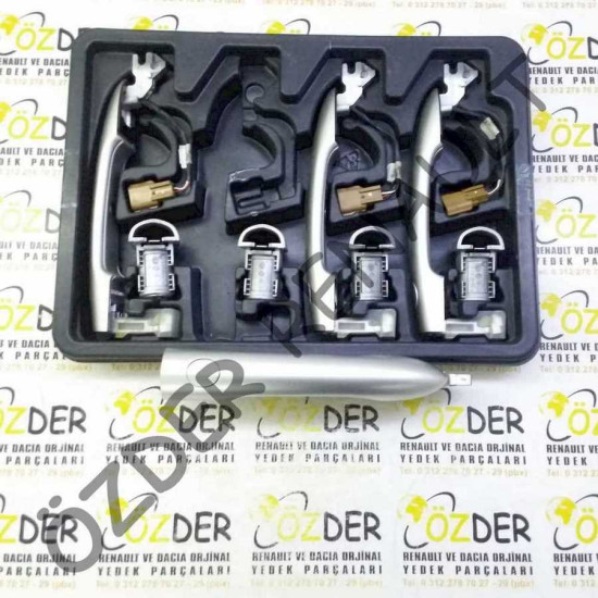 Megane 2 - II Dış Kapı Kolu Krom Takım Sensörlü Tip 7701474997 Megane 2 - II Dış Kapı Kolu Krom Takım Sensörlü Tip 7701474997 yedek parça