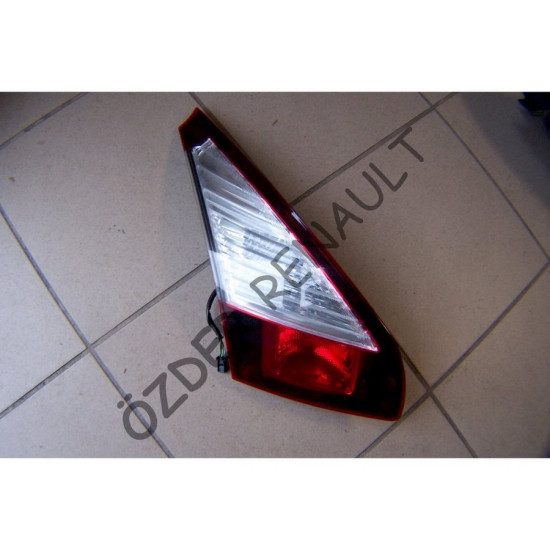 Megane 3 - III Makyajlı Kasa Stop Lambası İç Sol 265557070R yedek parça