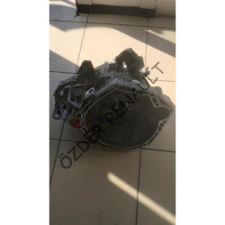 Megane 3 - III Vites Kutusu Şanzıman Komple 6 Vites TL4 018 7701700574 Megane 3 - III Vites Kutusu Şanzıman Komple 6 Vites TL4 018 7701700574