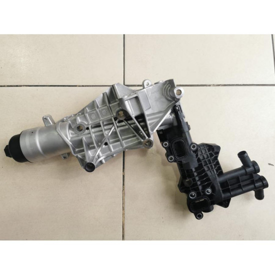 Yağ Soğutucu Komple W205 C200 D 1.6 Dci OM626 A6261800011 Yağ Soğutucu Komple W205 C200 D 1.6 Dci OM626 A6261800011 yedek parça