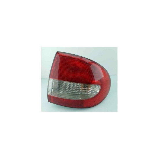 Megane 1- I Stop Lambası Sağ Dış 7700428059 Megane 1- I Stop Lambası Sağ Dış 7700428059 yedek parça