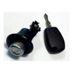 Clio Symbol Joy Bagaj Kilit Fişeği 905022529R
