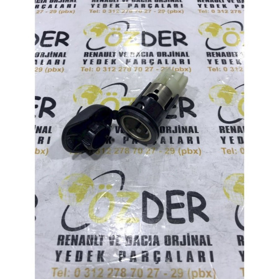 Megane 2 - II Çakmak Yuvası Prizi 8200107257 yedek parça