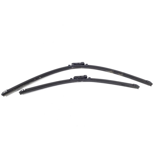 VALEO Silecek Süpürgesi Ön Takım A2518200845 W164 251 VALEO Silecek Süpürgesi Ön Takım A2518200845 W164 251 yedek parça