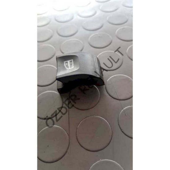 Megane 4 - IV Cam Düğmesi Tek Kapak 1330504 yedek parça
