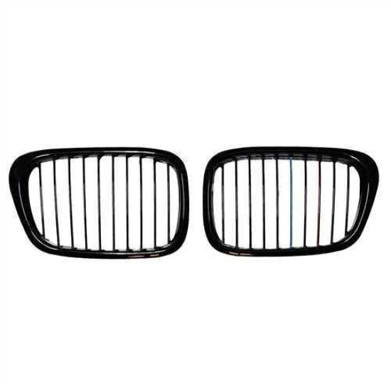 Yansanayi Panjur Set Piano Siyah ///M Renkli E39 2000-2003 51138159315 Yansanayi Panjur Set Piano Siyah ///M Renkli E39 2000-2003 51138159315 yedek parça